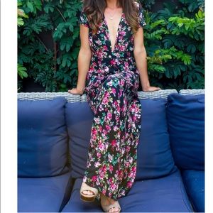 ‼️SOLD‼️ NWT Lovely in Bali dress